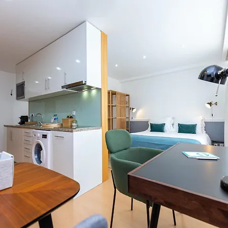 Contemporary For Two Guests Apartment