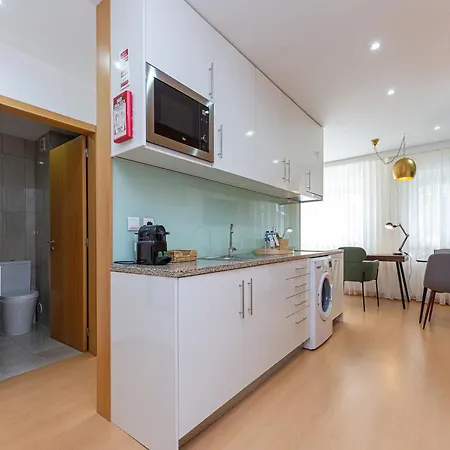 Contemporary For Two Guests Apartment Porto
